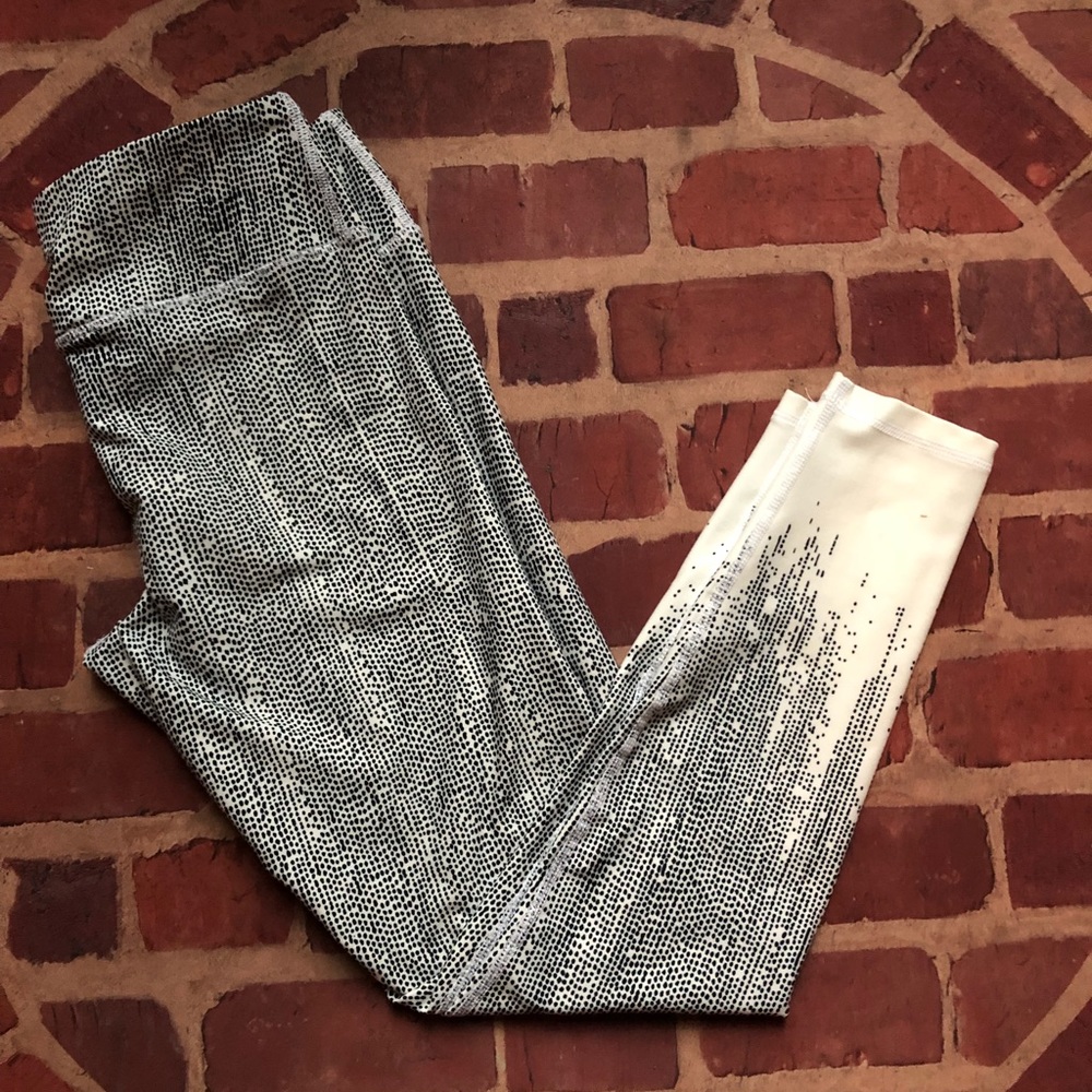 ACTIVE ATHLETIC LEGGING